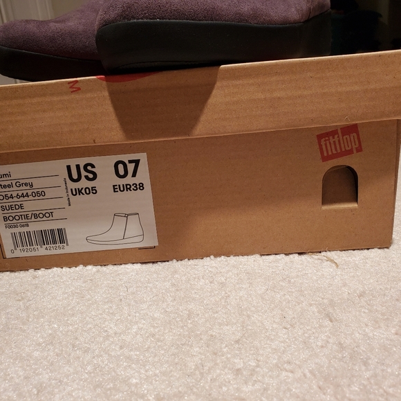 Grey booties - Picture 6 of 6